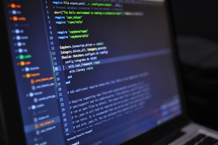 Media/static/blog_img/code-de-programmations.jpg